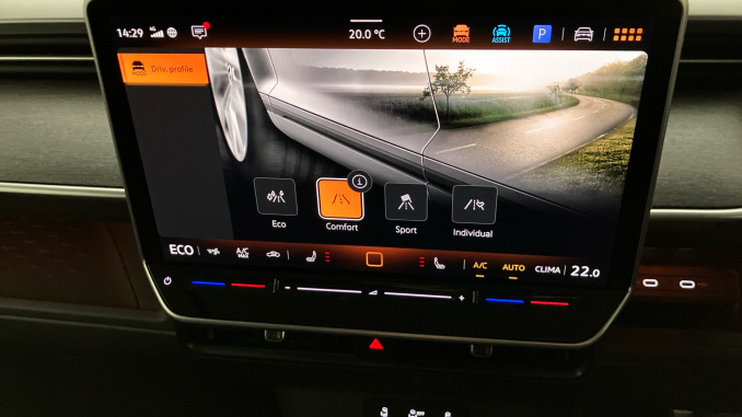 Volkswagen ID. Buzz 210kW Style Pro 79kWh 5dr Auto [Design+] Electric Estate - Image 37